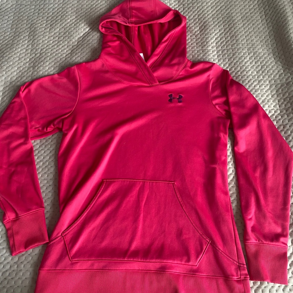 Under Armour sweatshirt